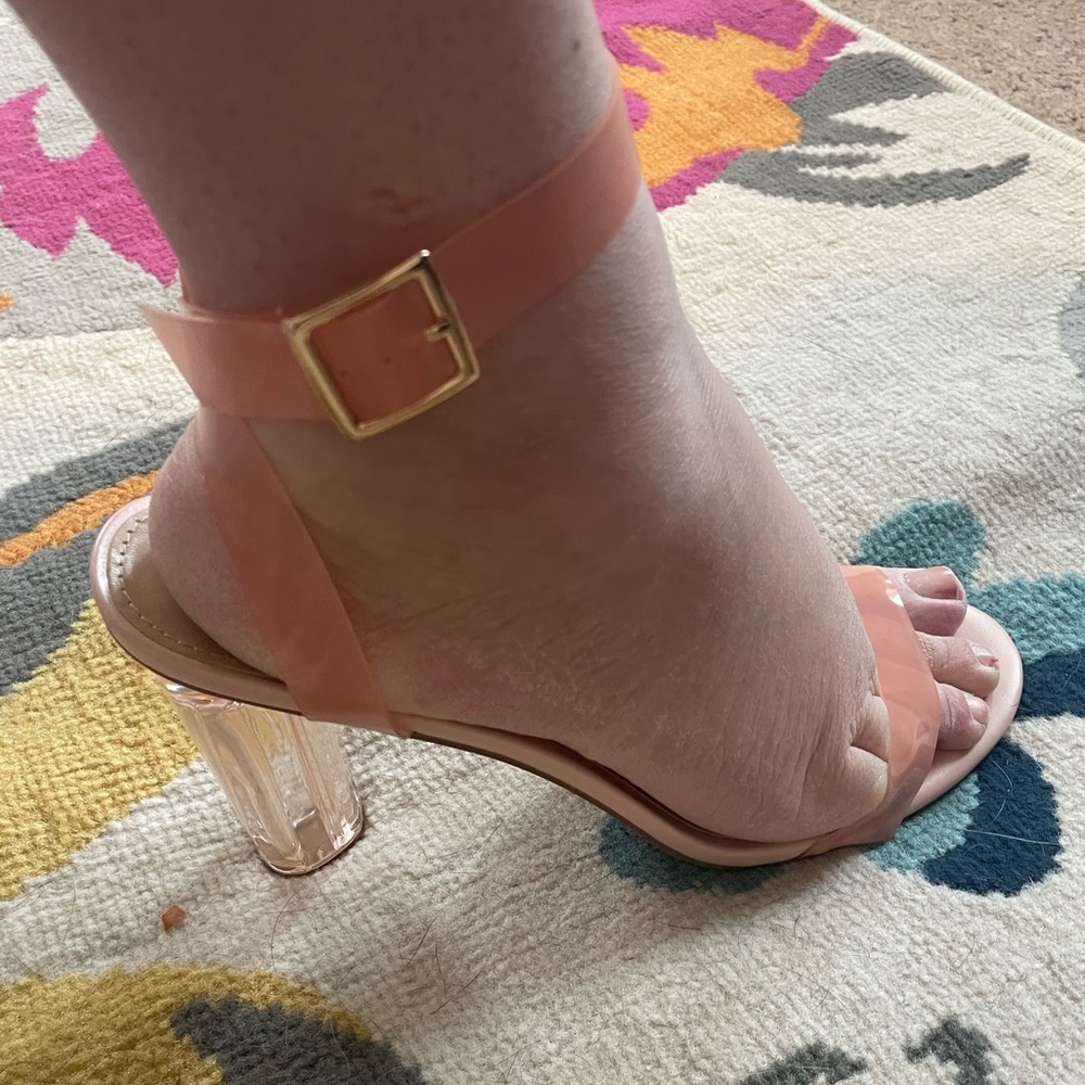 NWOT frosted blush sandals